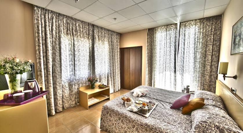 Vanda Boutique Hotel & Spa By Rafahia จูนิเย ภายนอก รูปภาพ